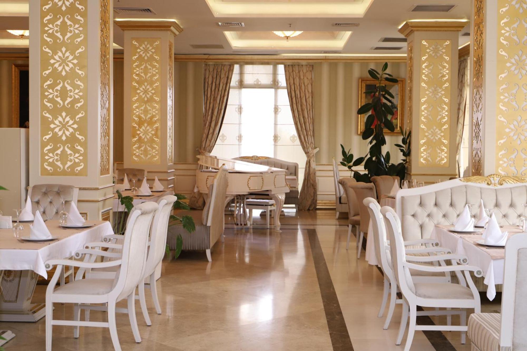 Ayan Palace Hotel Tovuz Exterior photo