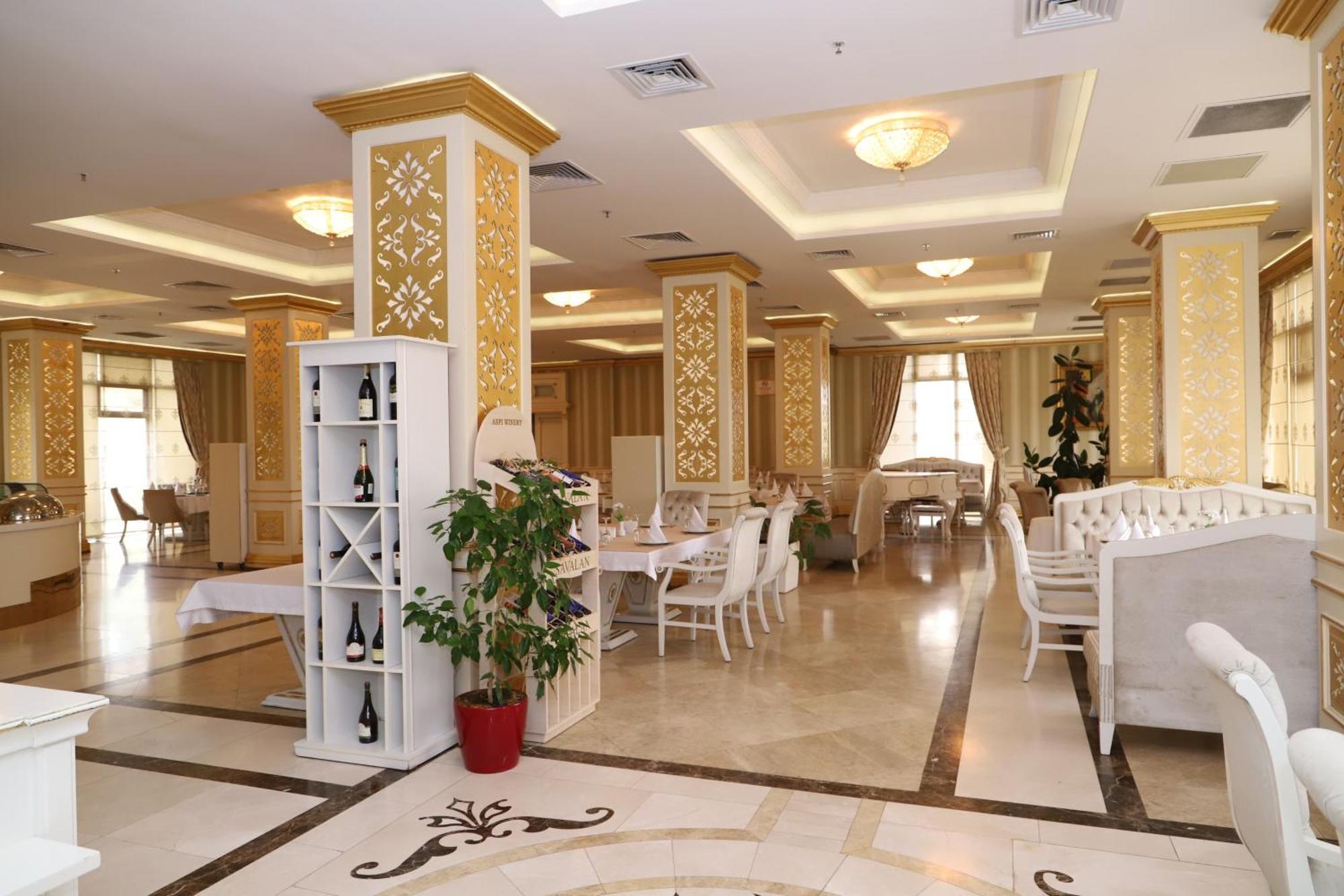 Ayan Palace Hotel Tovuz Exterior photo